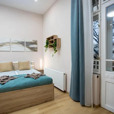 Goodwind Apartment